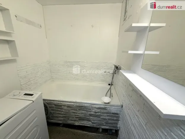 Prodej bytu 3+1, Uherský Ostroh - Ostrožské Předměstí, Sídliště, 80 m2