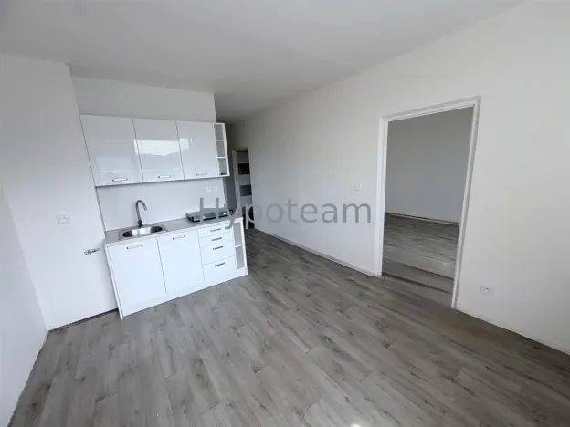 Pronájem bytu 1+1, Ústí nad Labem - Neštěmice, Sibiřská, 42 m2