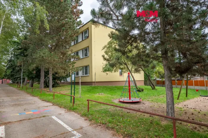 Pronájem bytu 2+1, Praha - Uhříněves, Na vysočině, 48 m2