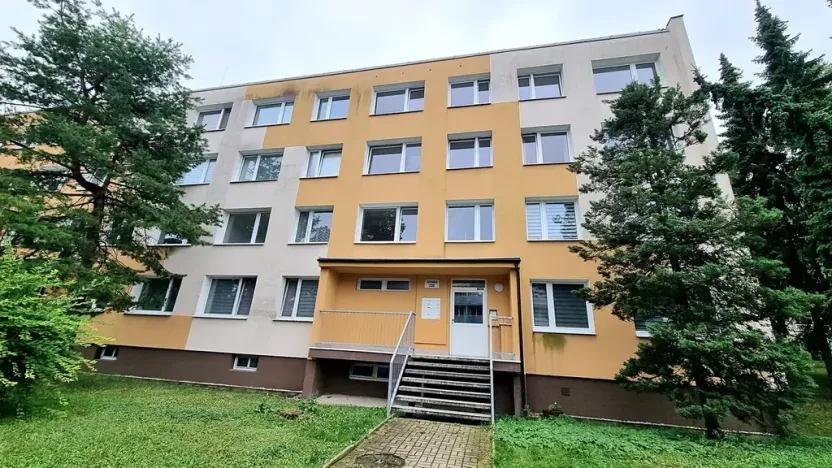 Pronájem bytu 1+1, Bílina, Aléská, 36 m2