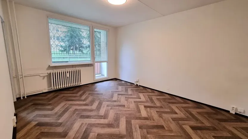 Pronájem bytu 1+1, Bílina, Aléská, 36 m2
