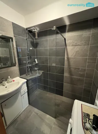 Prodej bytu 3+kk, Mariánské Lázně, V Sadech, 67 m2