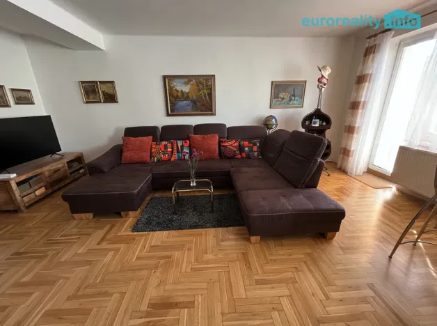 Prodej bytu 3+kk, Mariánské Lázně, V Sadech, 67 m2