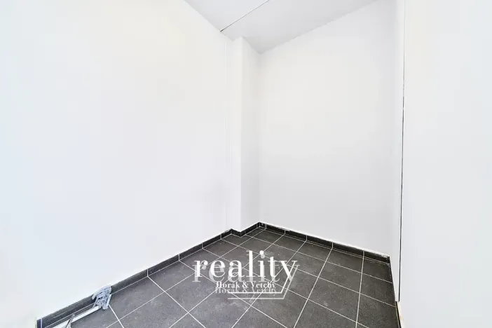 Pronájem bytu 2+kk, Jihlava, Křižíkova, 63 m2