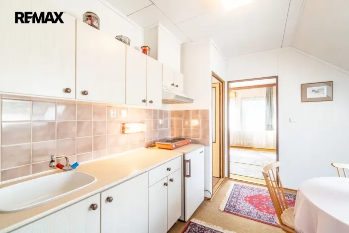 Prodej rodinného domu, Jesenice - Horní Jirčany, Budějovická, 170 m2