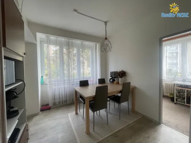 Pronájem bytu 3+1, Praha - Troja, Nad Hercovkou, 72 m2