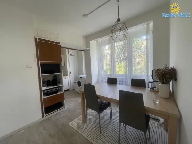Pronájem bytu 3+1, Praha - Troja, Nad Hercovkou, 72 m2