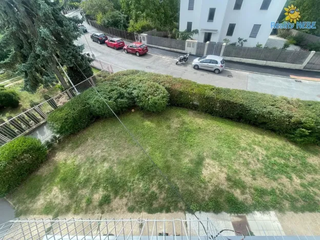 Pronájem bytu 3+1, Praha - Troja, Nad Hercovkou, 72 m2
