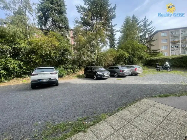 Pronájem bytu 3+1, Praha - Troja, Nad Hercovkou, 72 m2