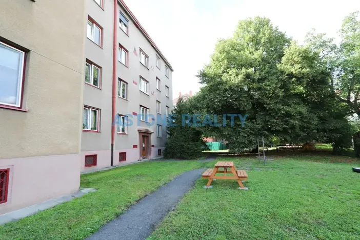 Pronájem bytu 2+kk, Praha - Braník, Ke Krči, 54 m2