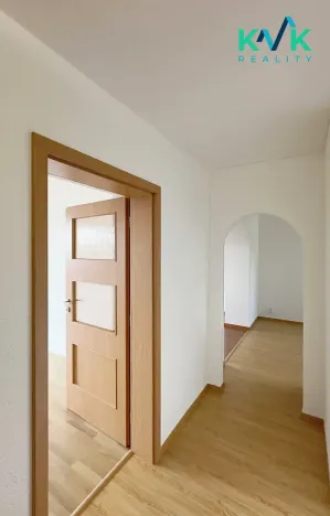 Pronájem bytu 2+1, Ostrov, Štúrova, 58 m2