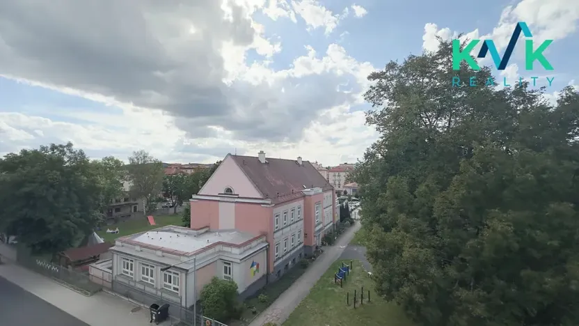 Pronájem bytu 2+1, Ostrov, Štúrova, 58 m2