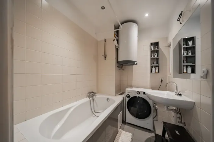 Pronájem bytu 3+kk, Praha - Libeň, Sokolovská, 86 m2
