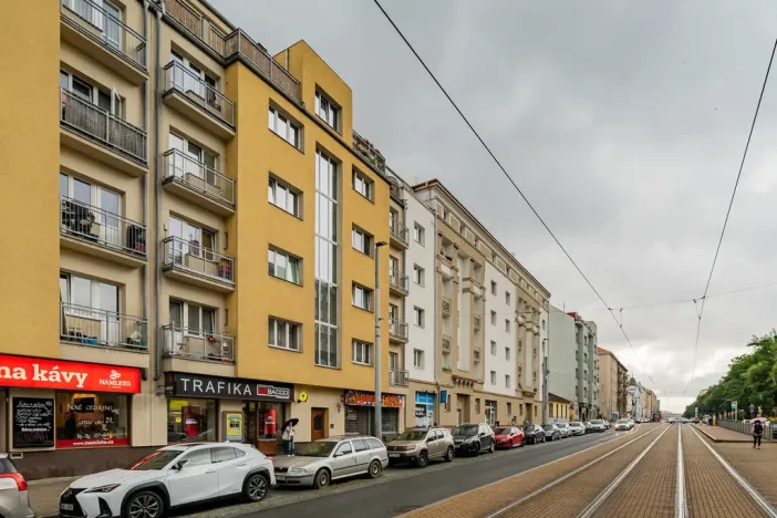 Pronájem bytu 3+kk, Praha - Libeň, Sokolovská, 86 m2