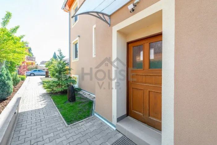 Prodej bytu 3+kk, Praha - Újezd nad Lesy, Oplanská, 56 m2