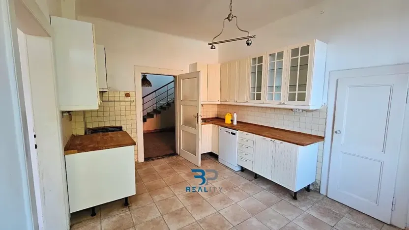 Prodej pozemku pro bydlení, Praha - Kbely, Mladějovská, 950 m2