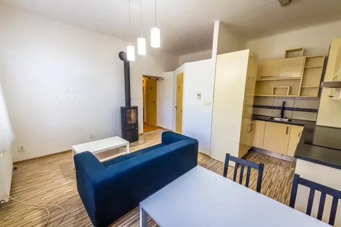 Pronájem bytu 2+kk, Jihlava, Mlýnská, 37 m2
