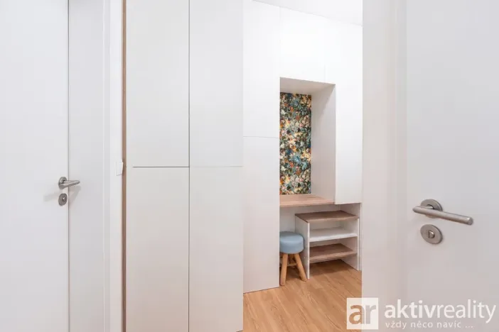 Pronájem bytu 2+kk, Vrané nad Vltavou, U Elektrárny, 48 m2