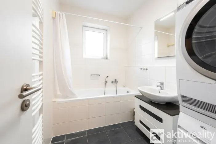 Pronájem bytu 2+kk, Vrané nad Vltavou, U Elektrárny, 48 m2