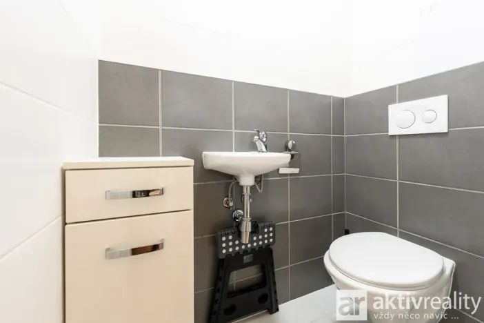 Pronájem bytu 2+kk, Vrané nad Vltavou, U Elektrárny, 48 m2