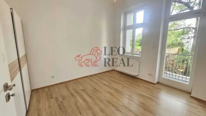 Pronájem bytu 2+kk, Praha - Žižkov, Kubelíkova, 40 m2