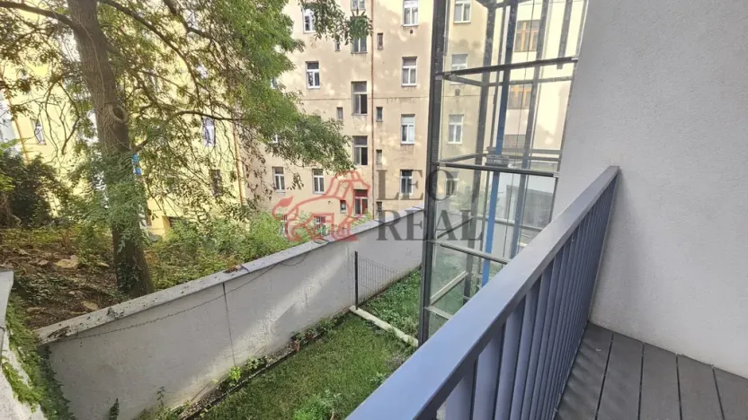 Pronájem bytu 2+kk, Praha - Žižkov, Kubelíkova, 40 m2