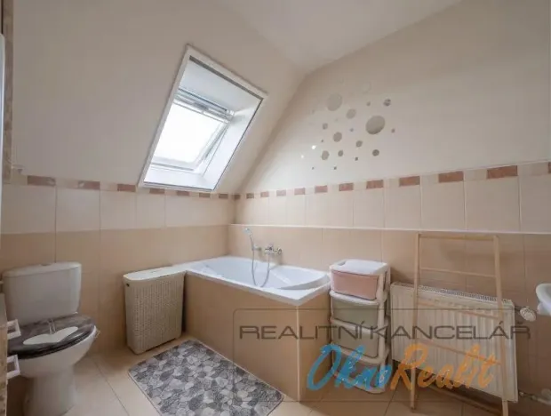 Prodej rodinného domu, Hrušovany u Brna, Zahradní, 130 m2