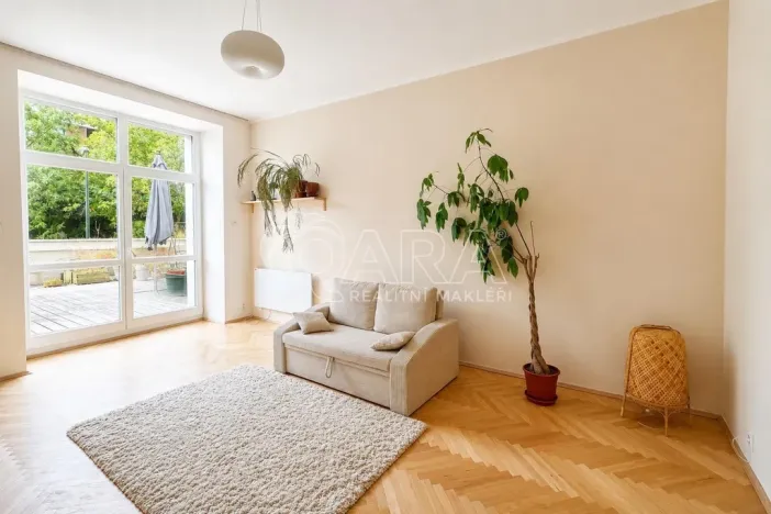 Pronájem kanceláře, Praha - Vinohrady, Nad Petruskou, 35 m2