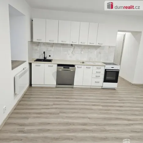 Pronájem bytu 1+1, Františkov nad Ploučnicí, 58 m2