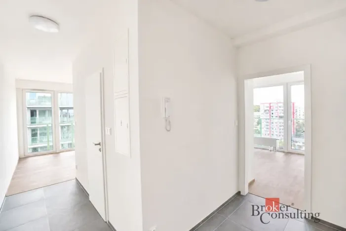 Pronájem bytu 2+kk, Plzeň - Bolevec, Krašovská, 52 m2
