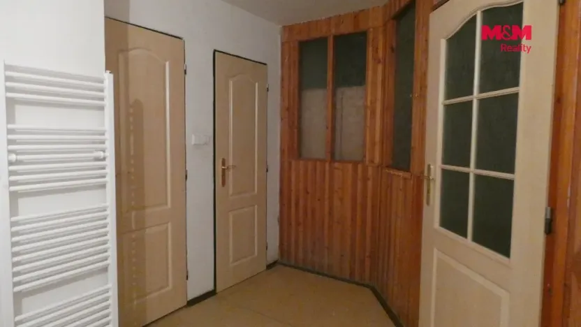 Pronájem bytu 1+kk, Louny, Komenského náměstí, 45 m2