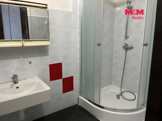 Pronájem bytu 2+kk, Louny, Komenského náměstí, 45 m2