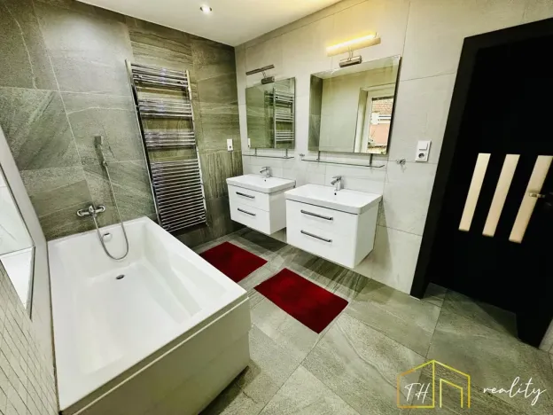 Prodej vícegeneračního domu, Teplice - Trnovany, Klicperova, 180 m2