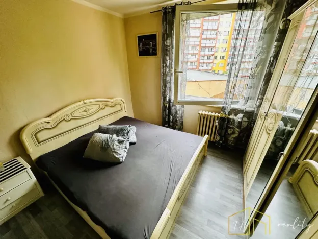 Prodej bytu 3+1, Teplice - Prosetice, Pod školou, 78 m2