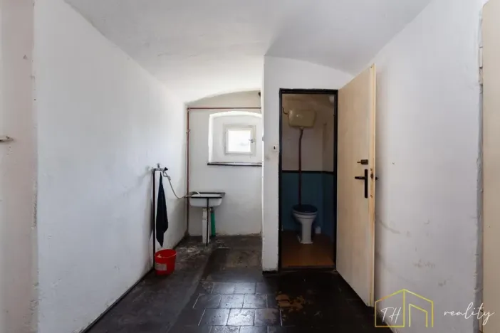 Prodej rodinného domu, Modlany, 250 m2