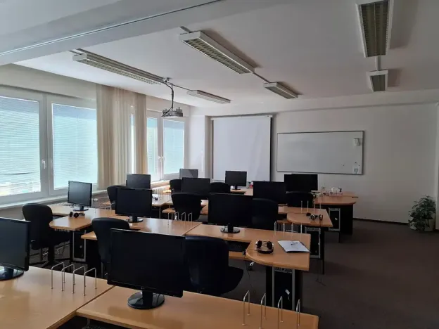 Pronájem kanceláře, Brno, 420 m2