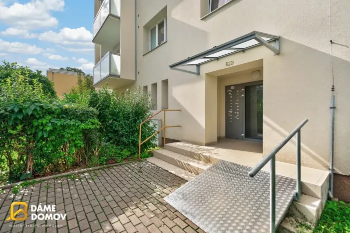 Prodej bytu 1+1, Zlín - Malenovice, třída Svobody, 37 m2