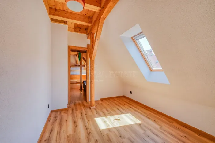 Prodej bytu 3+kk, Holýšov, Husova třída, 73 m2