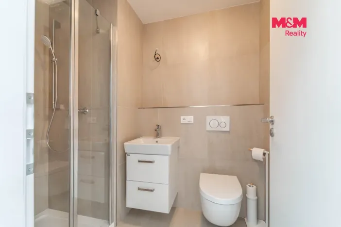 Prodej rodinného domu, Ořech, Karlštejnská, 112 m2