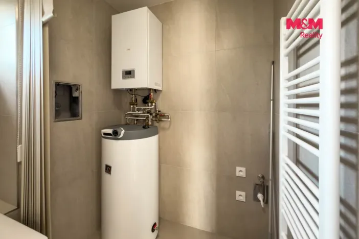 Prodej rodinného domu, Ořech, Karlštejnská, 112 m2
