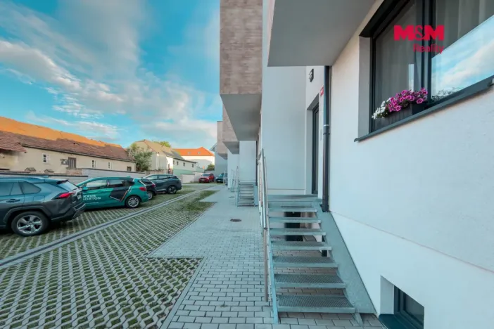 Prodej rodinného domu, Ořech, Karlštejnská, 112 m2