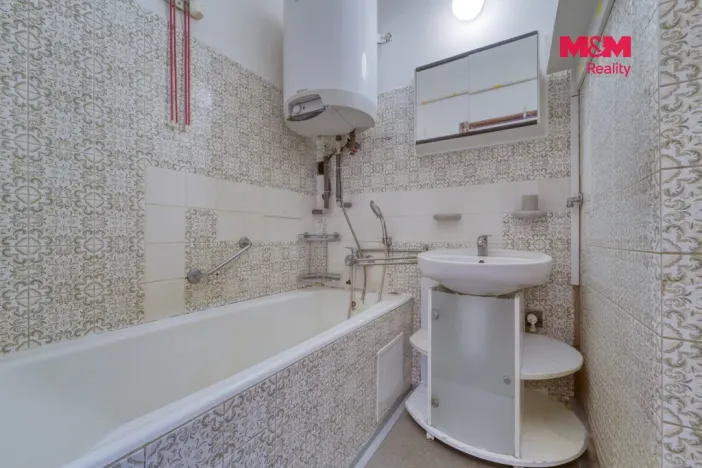 Prodej bytu 3+1, Tlučná, V Rybníčkách, 69 m2