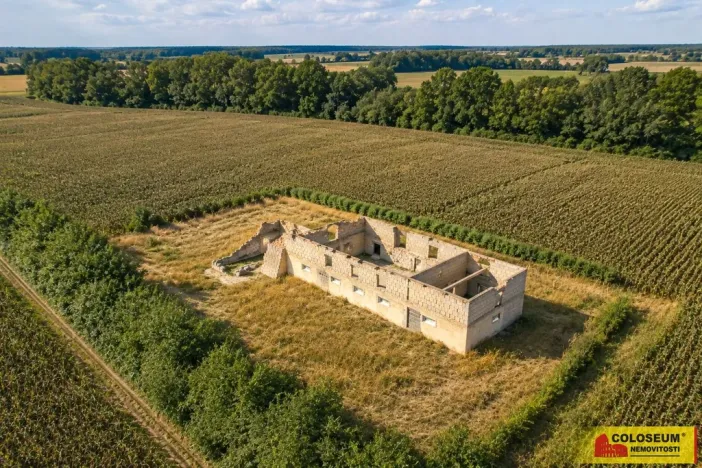 Prodej komerčního pozemku, Hrušovany nad Jevišovkou, 210 m2