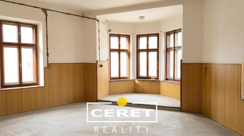 Prodej komerční nemovitosti, Žatec, Volyňských Čechů, 760 m2