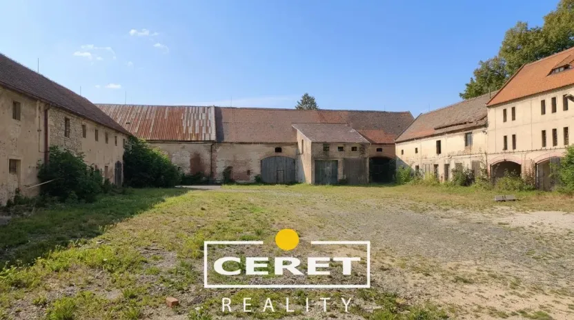 Prodej komerční nemovitosti, Žatec, Studentská, 3500 m2