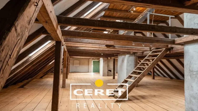 Prodej komerční nemovitosti, Žatec, Studentská, 3500 m2