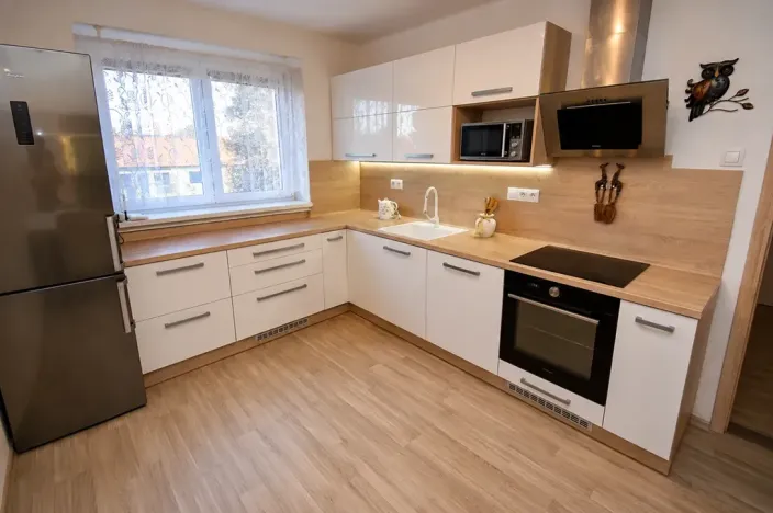Prodej bytu 2+1, Chvaletice, Dukelská, 48 m2