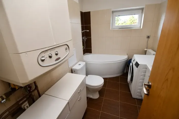 Prodej bytu 2+1, Chvaletice, Dukelská, 48 m2
