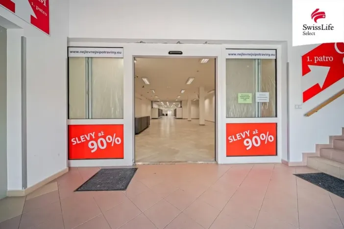 Pronájem obchodního prostoru, Pardubice - Zelené Předměstí, třída Míru, 523 m2