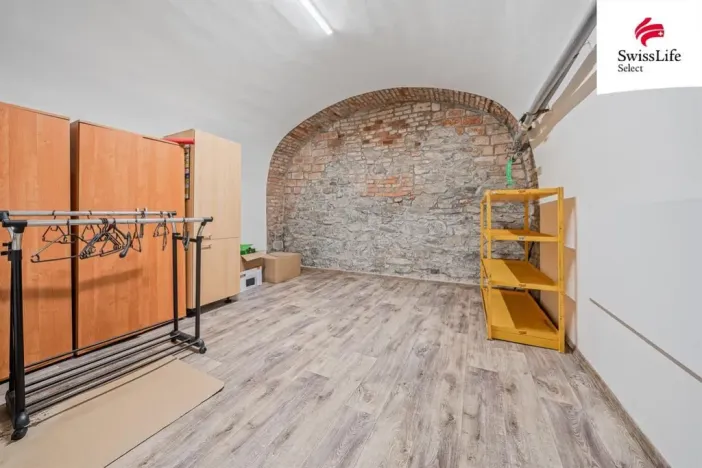 Pronájem obchodního prostoru, Pardubice - Zelené Předměstí, třída Míru, 523 m2